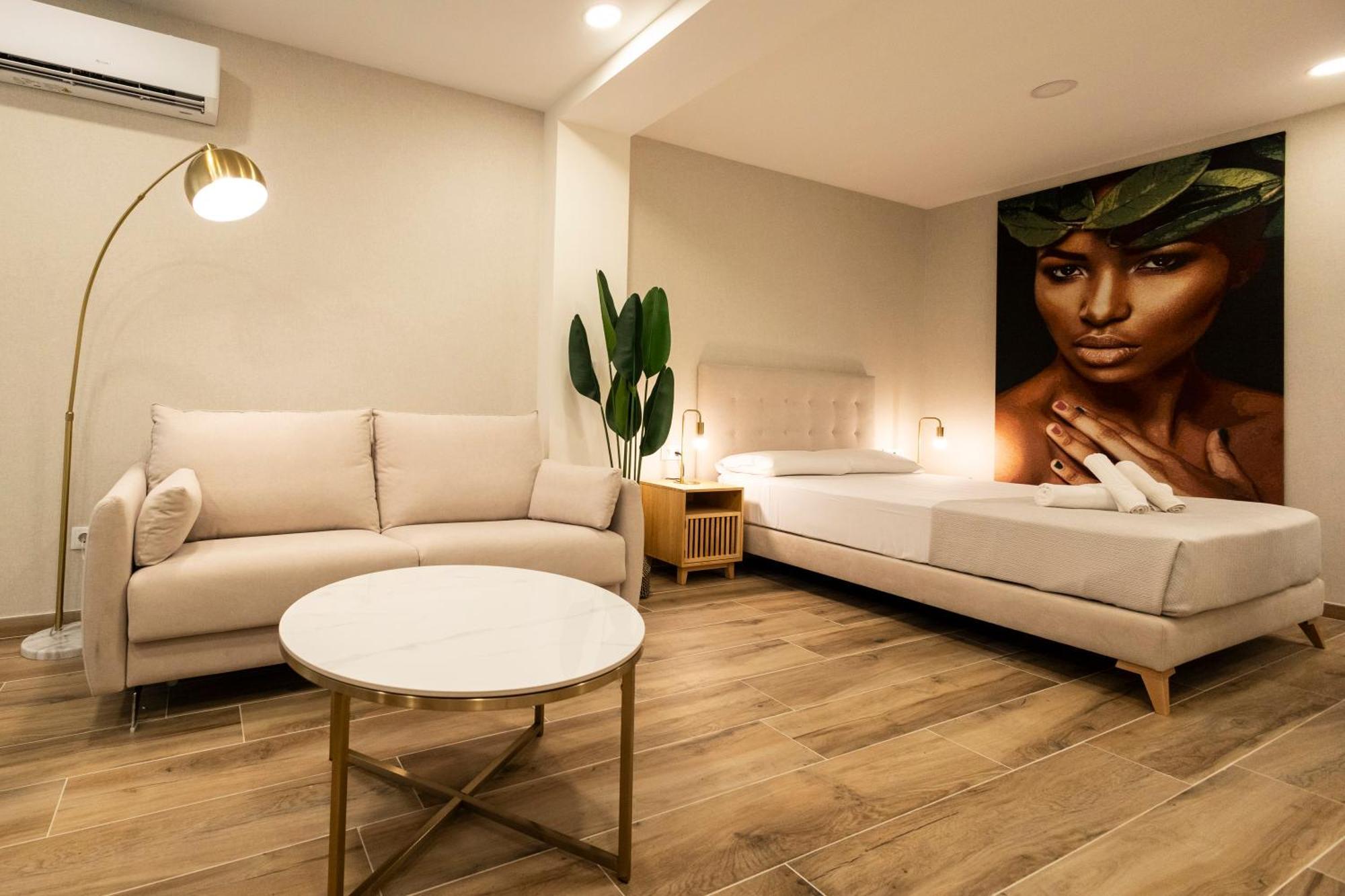 Cortes Suites By Concept Flats Valencia Luaran gambar