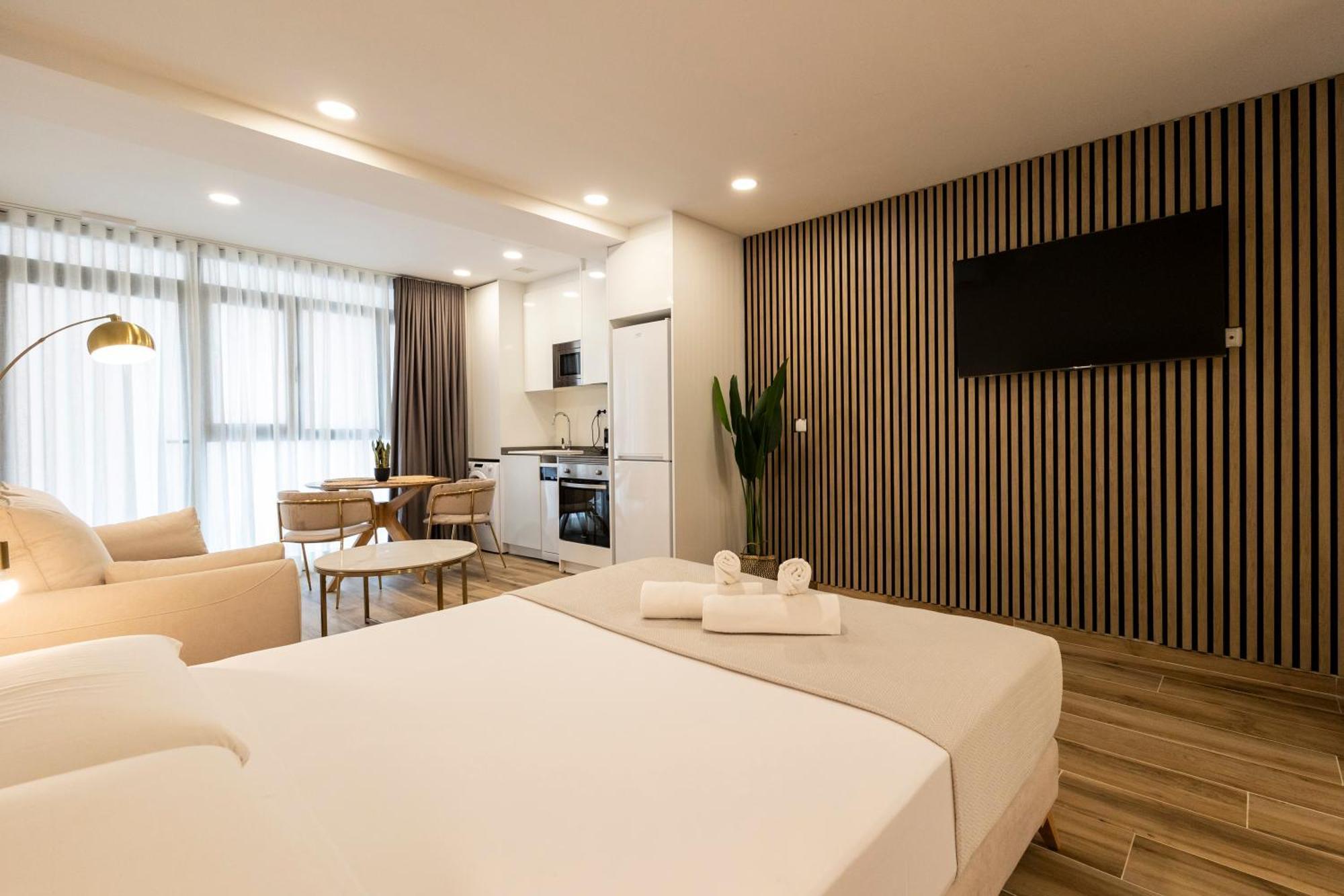 Cortes Suites By Concept Flats Valencia Luaran gambar